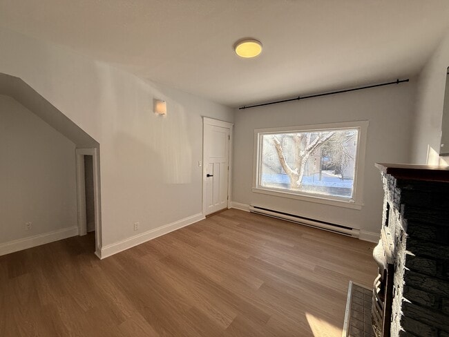 Building Photo - 61 Curry St