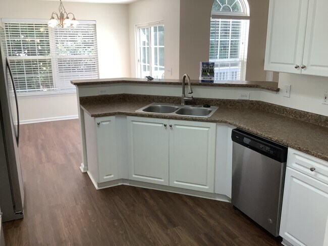 Foto del edificio - 12 Heather Stone Ct