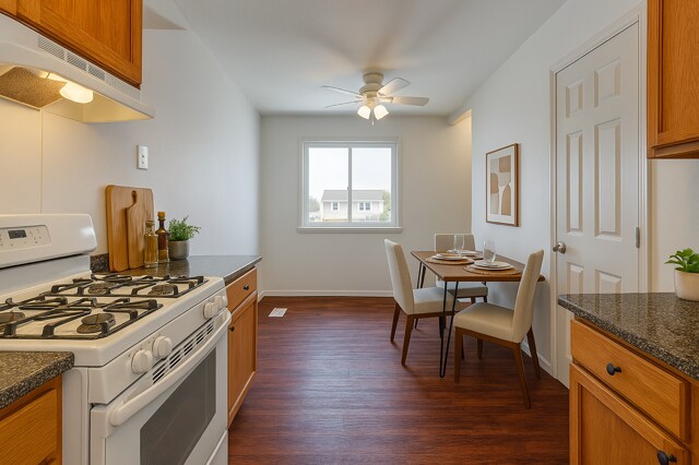 Foto del edificio - 2037 Vanderbilt Ct