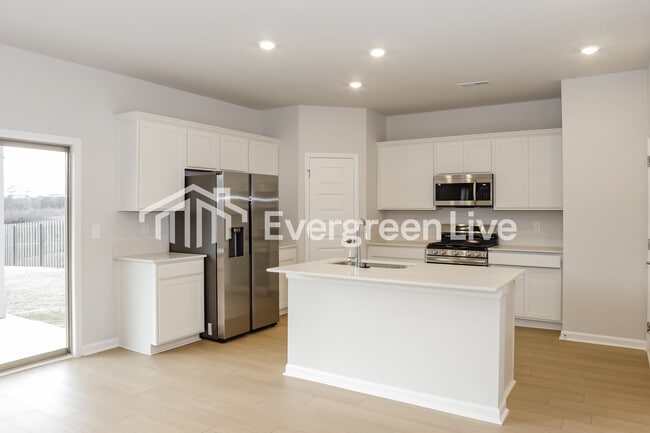 Building Photo - 226 Exeter St