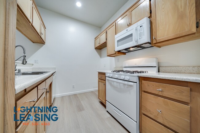 Foto del edificio - 11225-11225 Morrison St