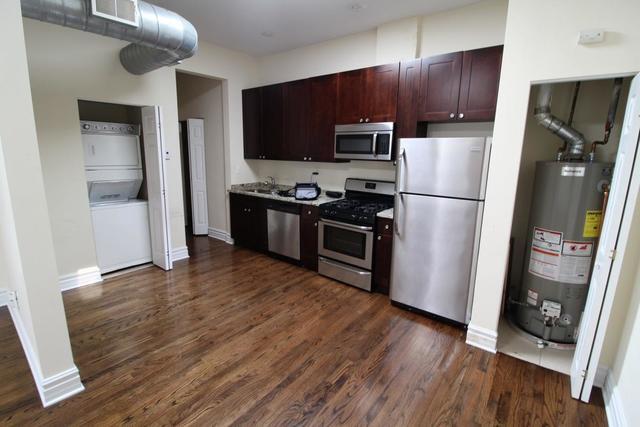 Primary Photo - 1034 N Ashland Ave