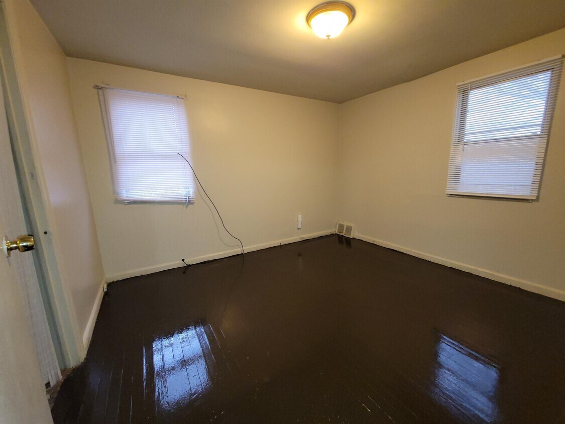 19451 Greenfield Rd, Detroit, MI 48235 House Rental in Detroit, MI