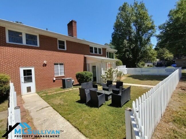 Foto del edificio - 101 W Roosevelt St