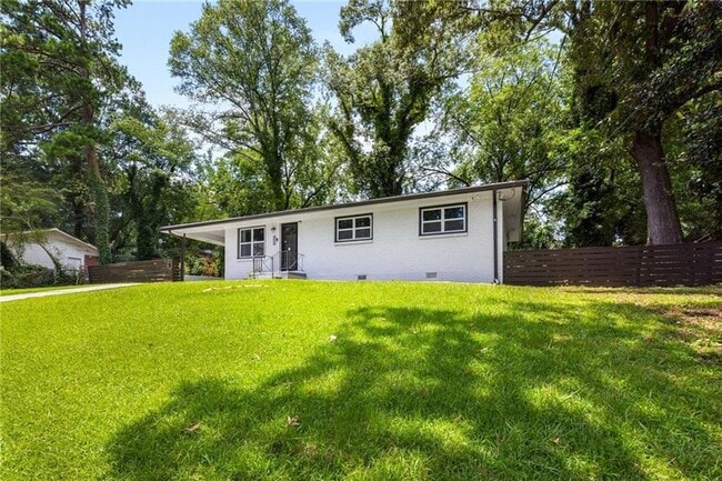 Building Photo - 4317 Brookside Dr