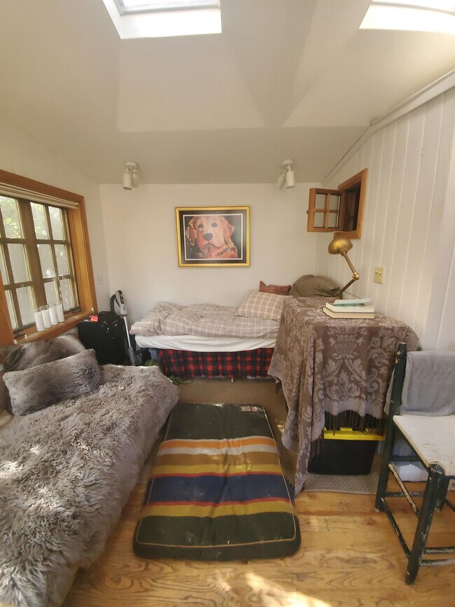 Foto del edificio - 140 E Homestead Dr