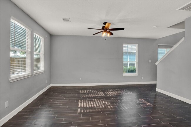 Foto del edificio - 326 Brandy Ridge Ln