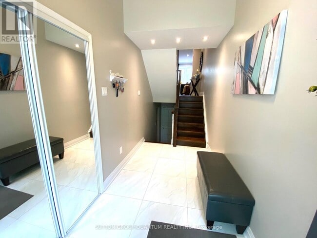 Building Photo - 5477 Schueller Crescent