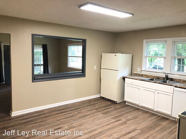 Building Photo - 3 br, 2 bath House - 1226 Lowes Lane