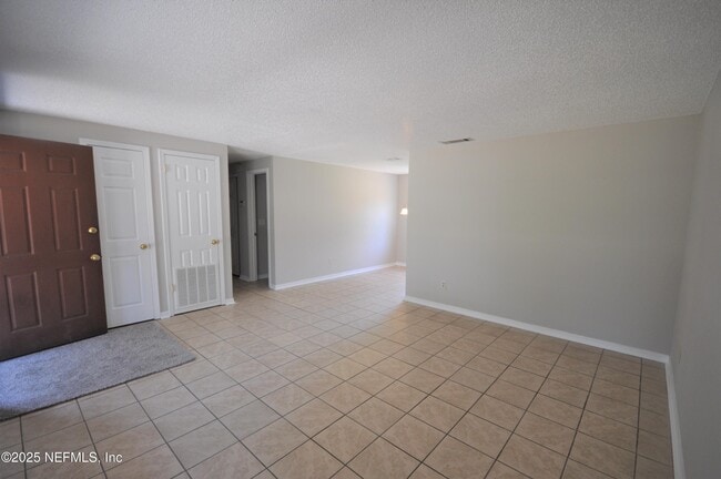Building Photo - 10930 Whitly Ct