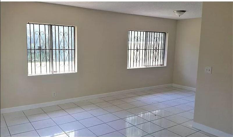 Foto del edificio - 5710 NW 21st St