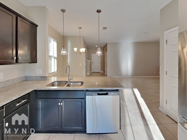 Foto del edificio - 1513 Gadsden Point Pl
