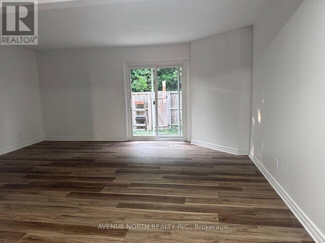 Photo du bâtiment - 1442 Foxwell St