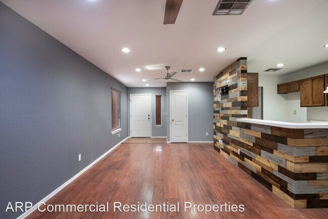 Building Photo - 3 br, 2 bath House - 12167 BANNER HILL AVE