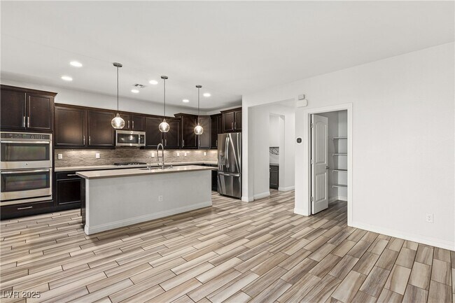 Foto del edificio - 640 Hayborn Meadows St