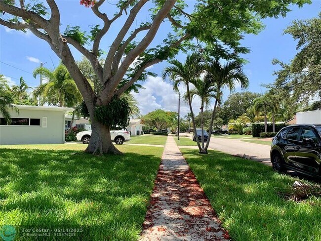 Foto del edificio - 764 SW 7th St