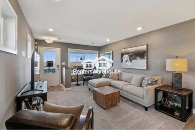 Foto del edificio - 10836 Glacier Ln N