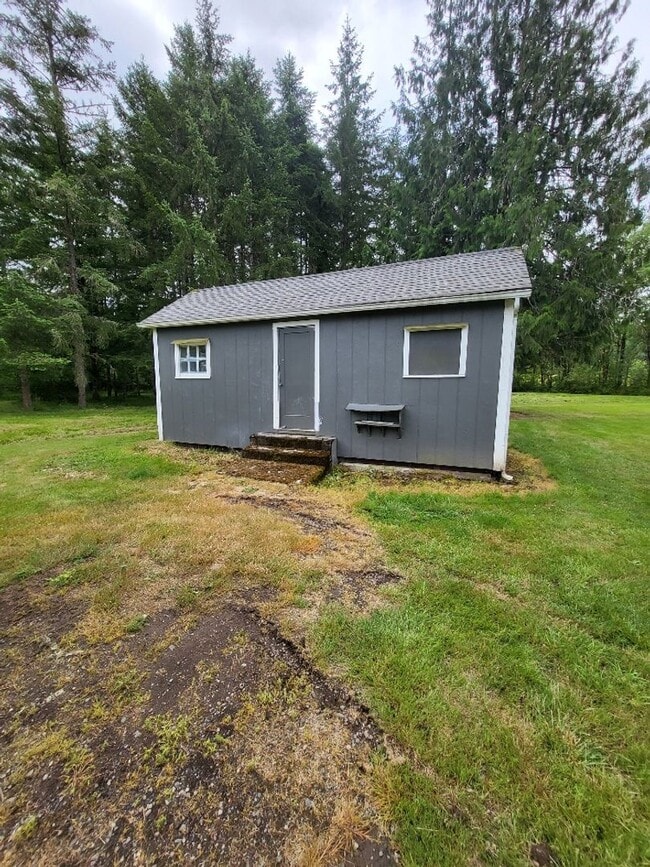 Building Photo - STATUS: UNAVAILABLE; PENDING APPLICATION-R...