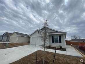 Building Photo - 4105 Wintergreen Dr