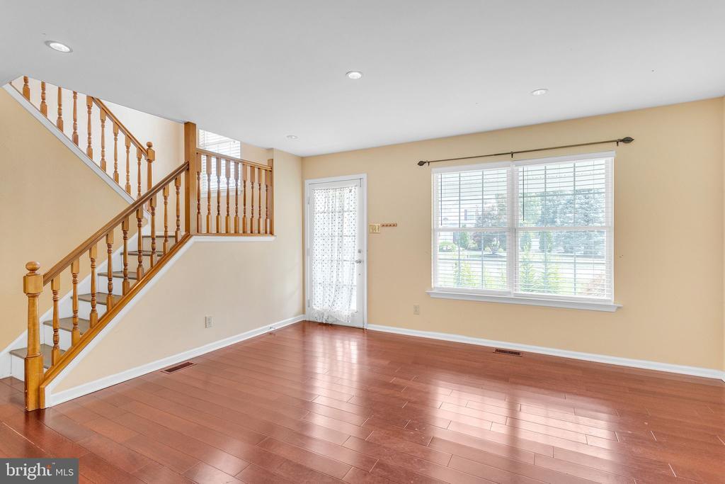 Primary Photo - 334 Copperfield Dr