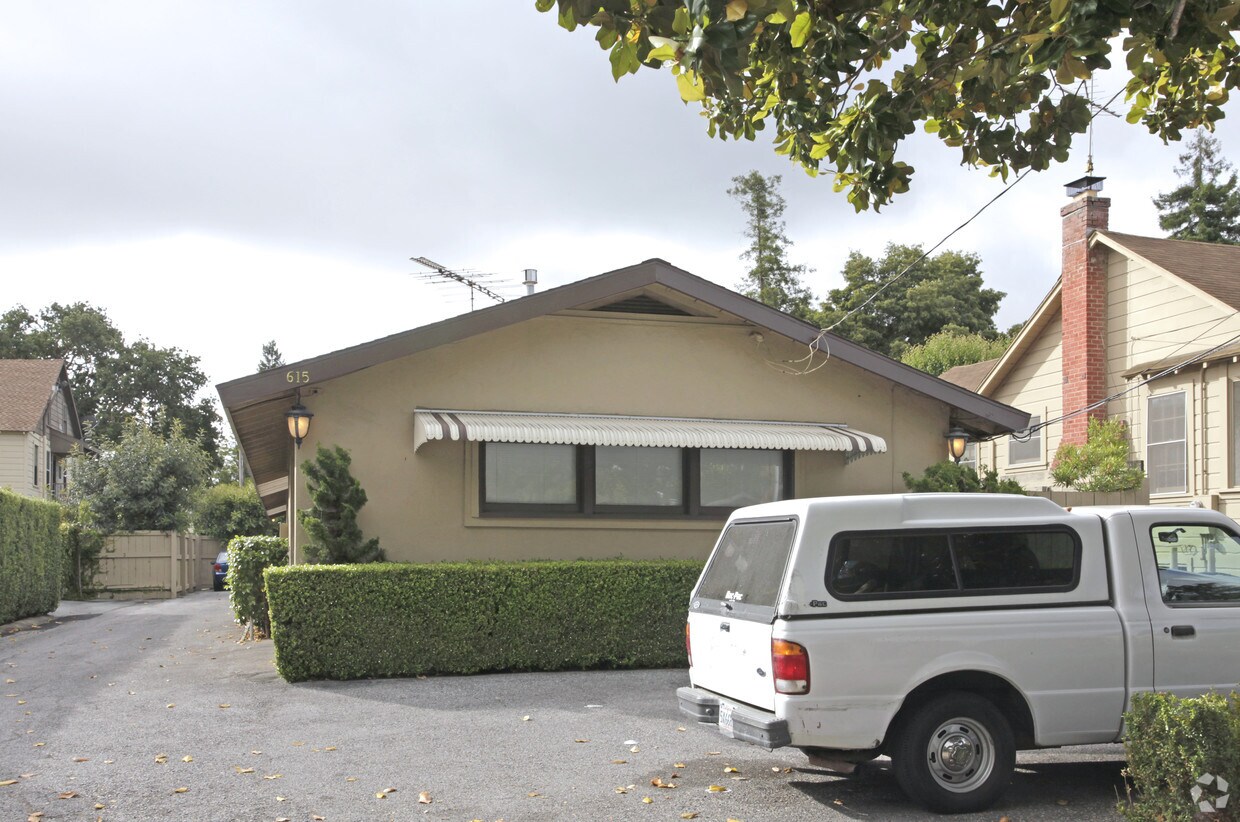 Building Photo - 615 Partridge Ave