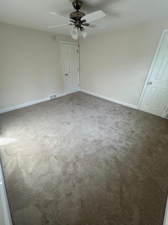 Foto del edificio - Charming 3-bedroom, 1-bathroom home locate...