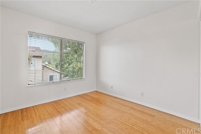 Foto del edificio - 920 Jasmine Cir