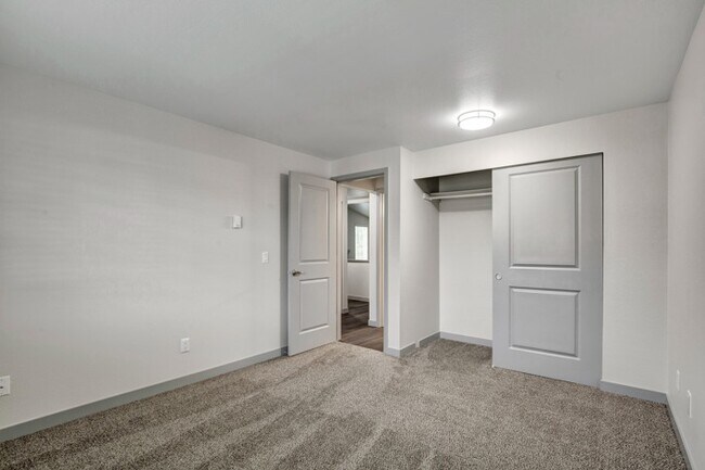 Foto del edificio - Charter Club Apartments