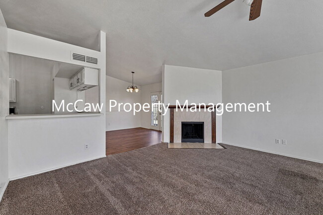 Building Photo - 7933 Bermejo Rd