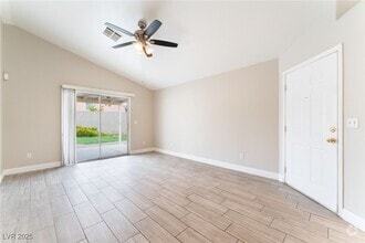 Building Photo - 5274 Marauder Ct