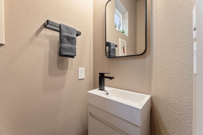 Foto del edificio - 515 Altic St