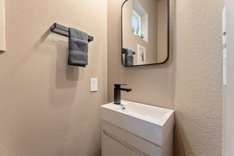 Building Photo - 515 Altic St