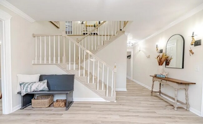 Building Photo - NEW LISTING!!!! Dont Miss Out