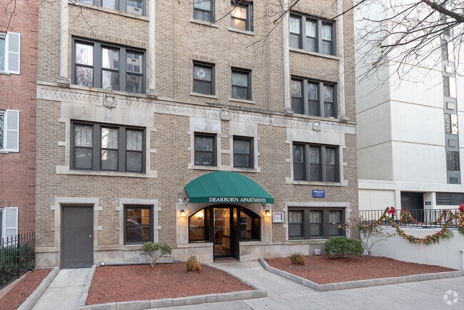 Building Photo - 1350 N Dearborn St
