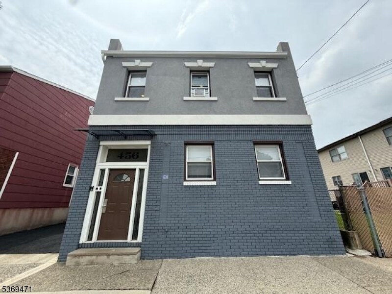 Photo - 456 Broad St-456