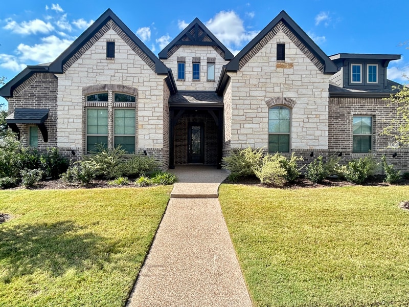 Primary Photo - 2321 Paddington Way