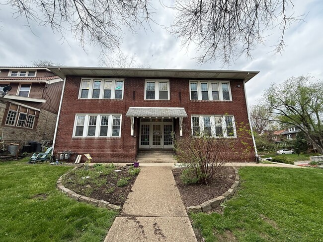 Photo - 204-204 S Braddock Ave Apartment