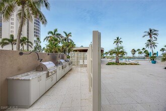 Building Photo - 4651 Gulf Shore Blvd N