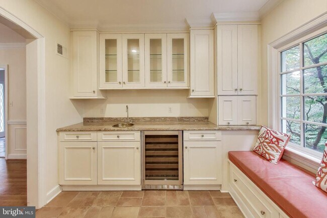 Foto del edificio - 7308 Burdette Ct