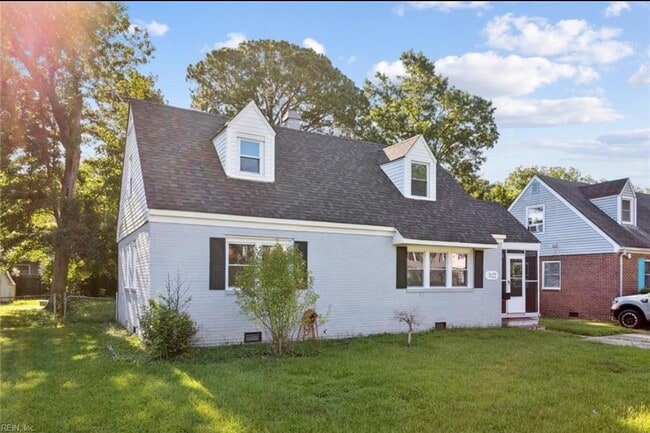 Photo - 7622 Newport Ave House