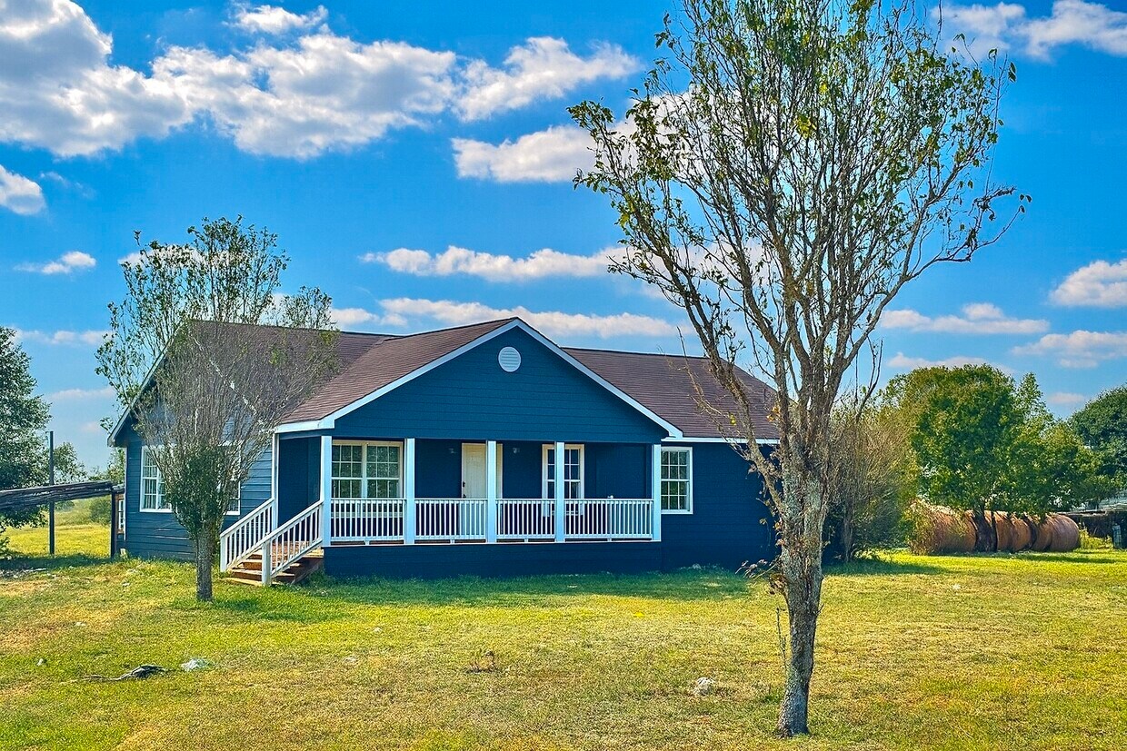 Primary Photo - 1040 Darst Rd