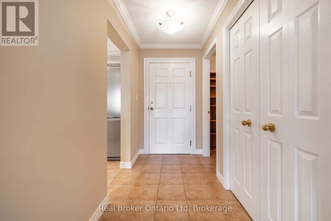 Photo du bâtiment - 1455 2nd Ave W