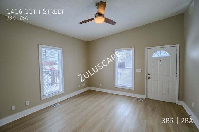 Foto del edificio - 1416 W 11th St