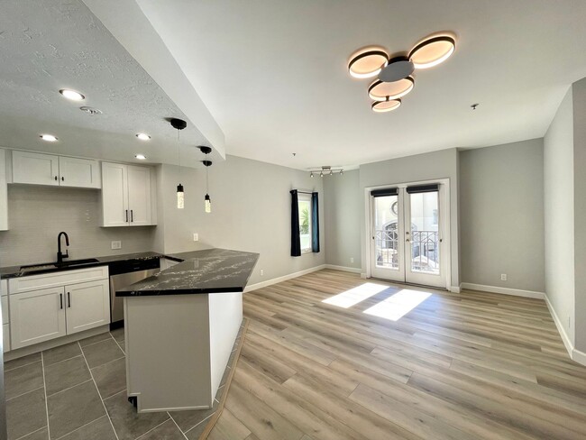 Foto del edificio - Beautiful 2B/2BA in the Marina w/ Newly Re...