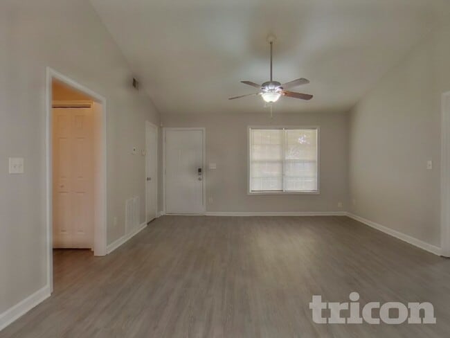 Building Photo - 93 Southern Trace Way