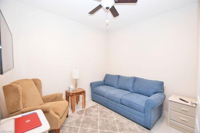 Foto del edificio - ** PALOMA BEAUTIFUL BONITA SPRINGS BEAUTY READY **  Short Term Rental Available:  Beautifully Fur...