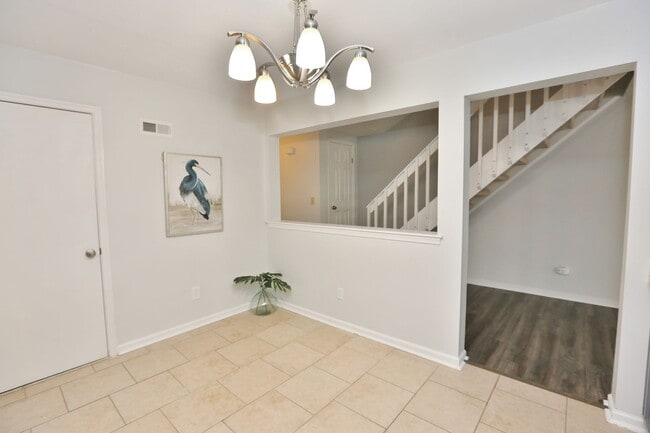 Building Photo - 1519 Sword Dancer Dr