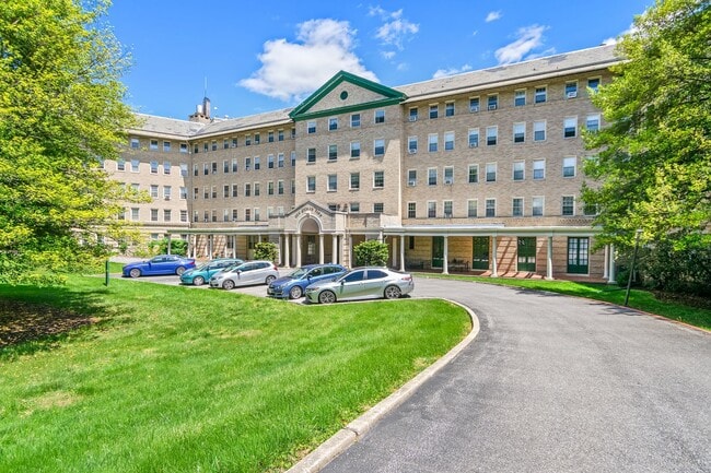 Interior Photo - Wyman Park