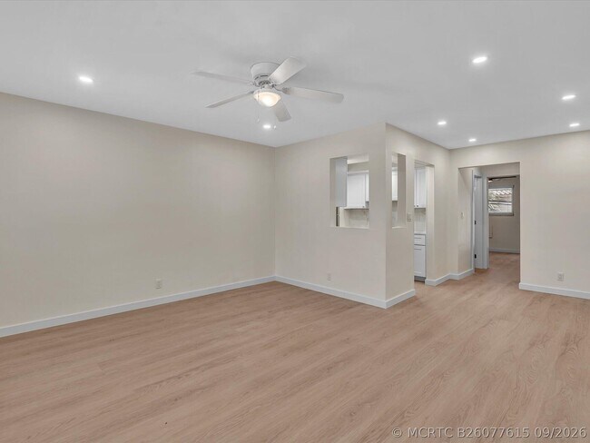 Foto del edificio - 2020 NE 51st Ct