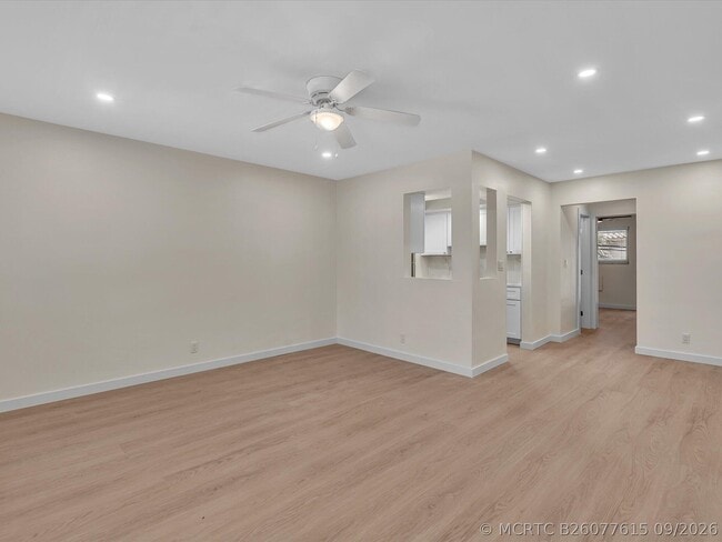 Building Photo - 2020 NE 51st Ct